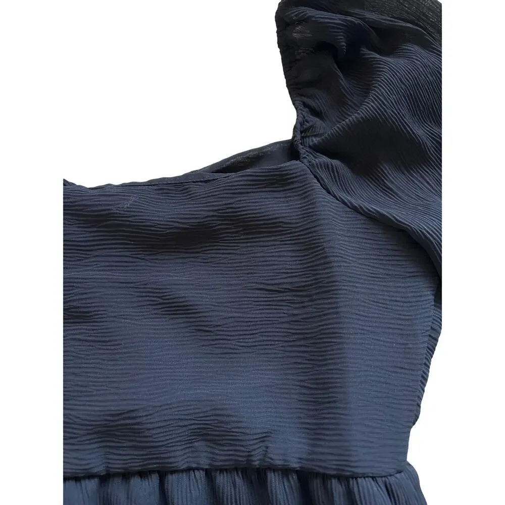 ASTR The Label Black Peplum Top M – Puff Sleeve Sweetheart Holiday